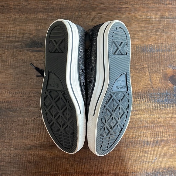 Converse. Black sparkly. Women’s size 9, Men’s size 7. - Picture 2 of 5